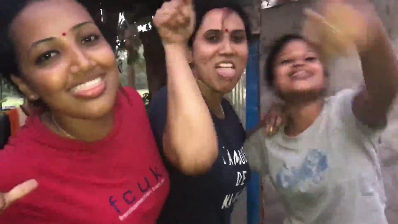 Kudumba Kuthu  Dance | குடும்ப குத்துவிளக்கு டான்ஸ்  | dhloga