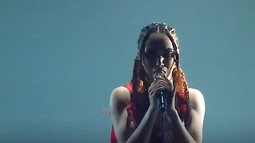 FKA twigs - Mirrored Heart (Live @ Brixton Academy, London. 25/11/2019)