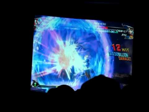 TATSUNOKO vs. CAPCOM game play at Comic Con 2009