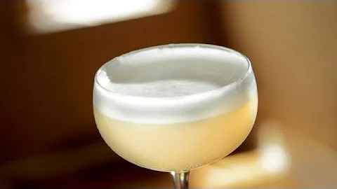 Apricot Lady Cocktail - Egg Whites in Cocktails - ...