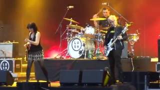 Lush - Out of Control (live @ OFF Festival 2016)