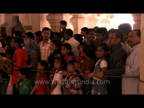 Crowds stand in rows in Birla Mandir on Janmashtami