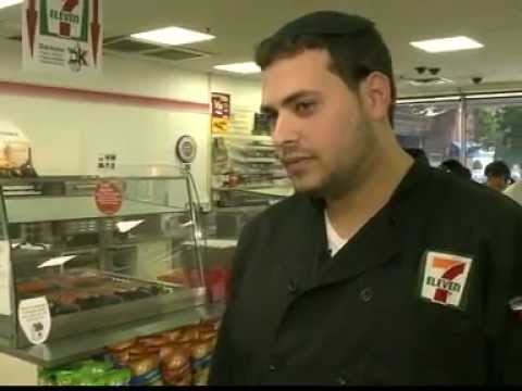 Monsey 7-Eleven becomes first in U.S to offer kosher hot dogs