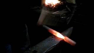 Blacksmith's Dictionary Pipeswage, or Demo of Forging a neck and taper on pipe