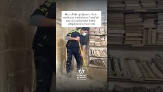 Gazzeli Tıp Öğrencileri Bombalanan Gazzenin Eski Camilerinden Birinin Kütüphanesini Restore Etti.