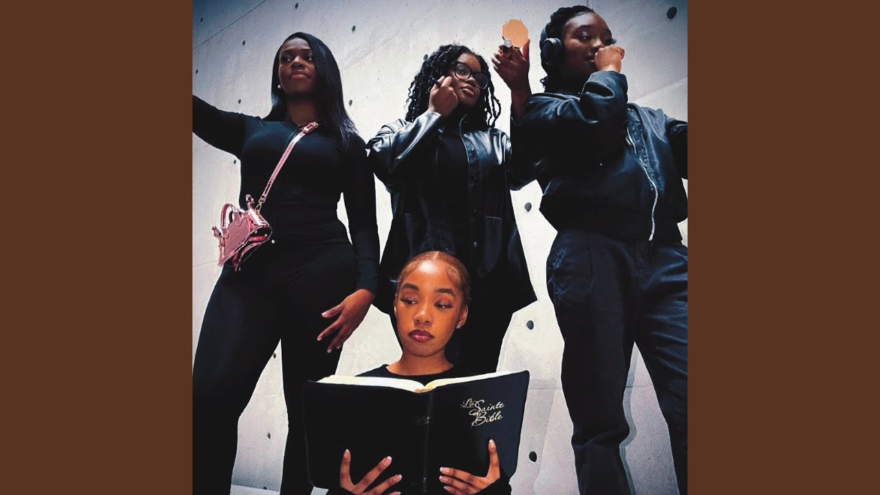 Guarda CREW’ su YouTube Guarda CREW’ su YouTube