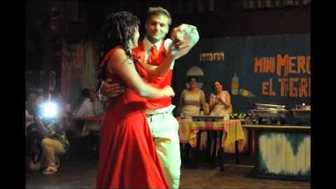 Salsa wedding dance lessons on Bonaire| Private salsa classes on Bonaire