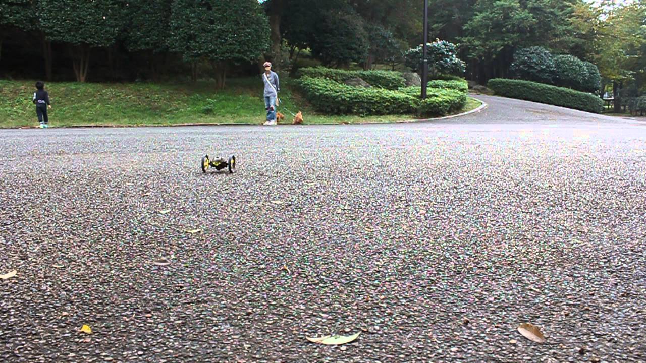 Parrot Jumping sumo outdoor stable