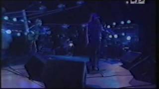 Mazzy Star - 4- Into Dust (live MTV studios 01nov93)