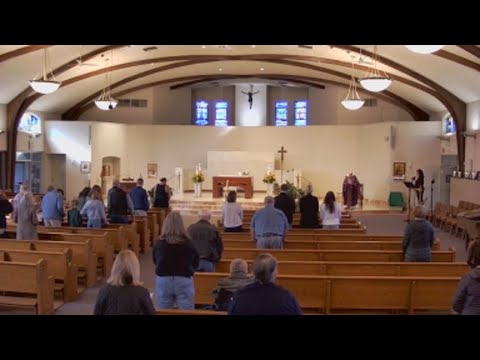 یکشنبه ساعت ۱۰ صبح مراسم عشای ربانی