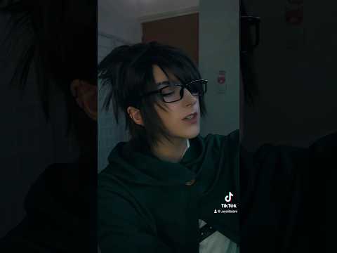 What y’all keep asking for, I do not look like Hange, even cosplaying them🙄#hange #aot #aotcosplay