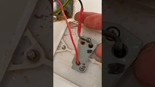 1 Gang 2 Way Switch Being Used as a 1 Way Switch @GSHElectrical