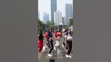 Thumbnail of loving seeing these soo much