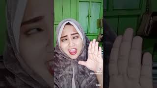 Jilbab Dari Selimut Yah Krna Lebih Cantik Pake Selimut
