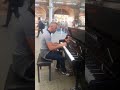عزف على البيانو موسيقى مسلسل صراع العروش و قراصنة الكاريبي