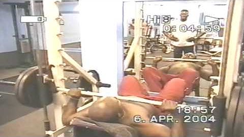 ARENA GYM (TICE)  SMITH MACHINE CHEST WORKOUT 100KG