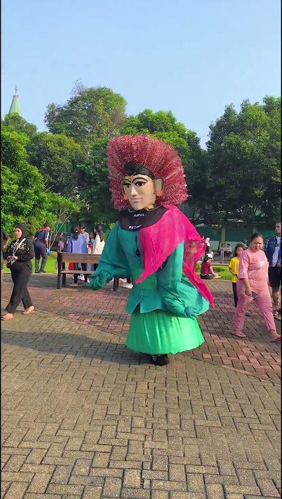 ondel-ondel Betawi