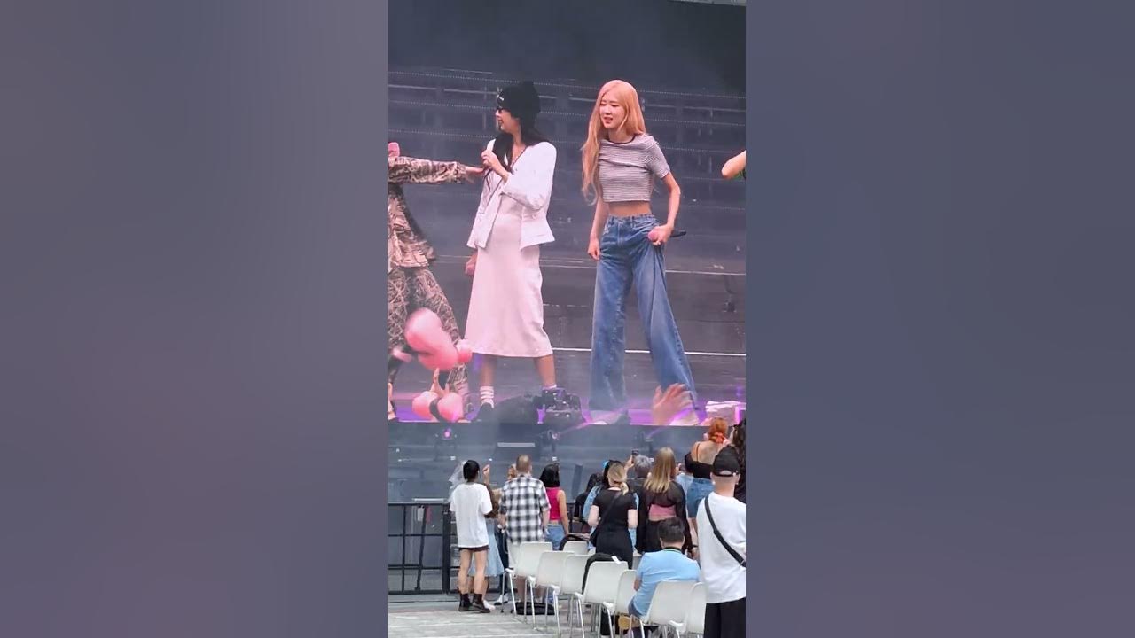 Blackpink Stade de France soundcheck YouTube Blackpink Stade de France soundcheck YouTube