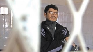 Yemeni Reporter Who Exposed U.S. Drone Strike Freed From Prison After Jailing at Obama's Request 1/2