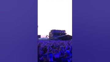 Thumbnail of David tearful starts the song sound of Silence