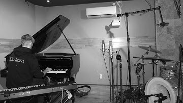 Karkosa - Aurora (Behind the Scenes)