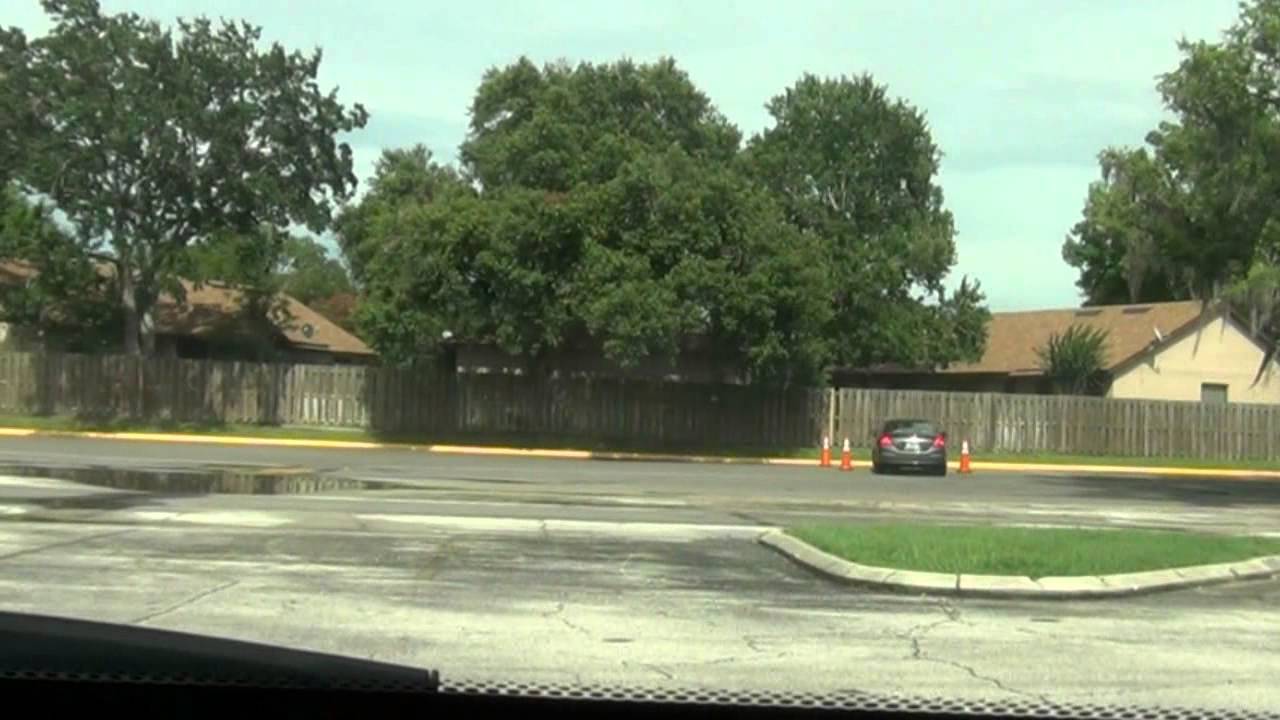 Как не сдать вождение в США - YouTube