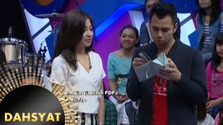 Host Dahsyat bongkar tas & dompet pemain PDPJ [Dahsyat] ] [9 Okt 2015]