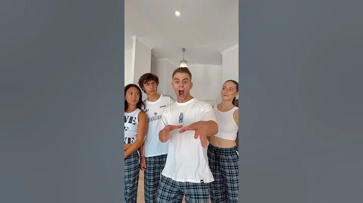 YOU MAKE THE FACE, I MAKE THE SOUND!