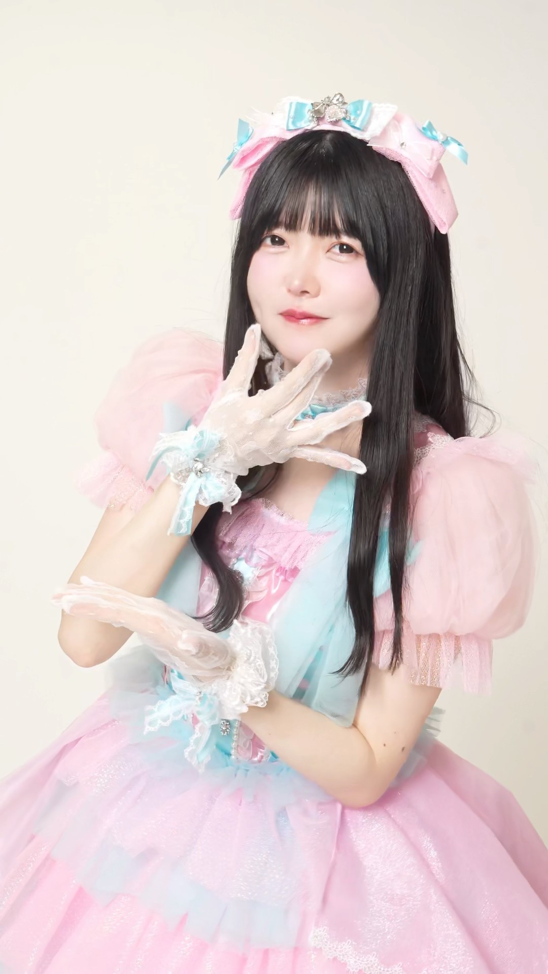 私たち、fav me（ファボミー）です♡🎶『ケーキを食べればいいんじゃ