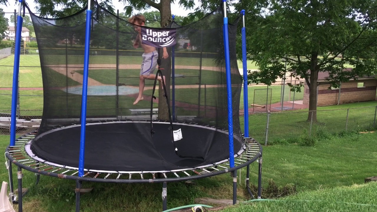 How to kaboom on a trampoline (tutorial) YouTube