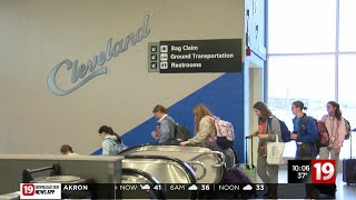 TSA agents continue to work without pay as President Trump proposes ICE deployment to airports