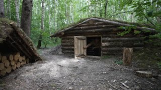 Atmospheric overnight in biggest moss dugout , bushcraft rest in hiding , no talking