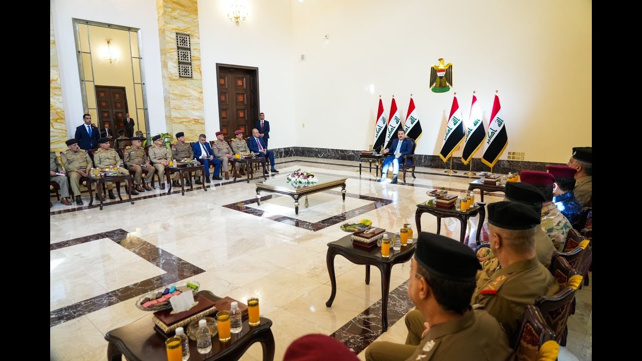 القائد العام للقوات المسلحة يستقبل المهنّئين بعيد الفطر المبارك من قادة الأجهزة الأمنية