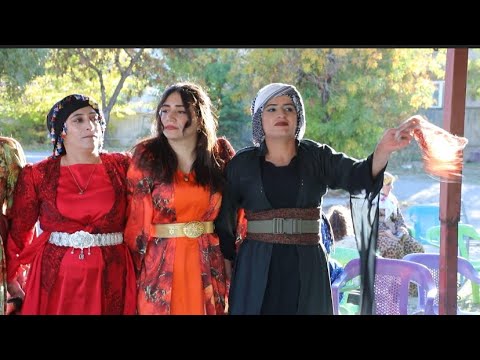 Kurdish Girl Dance
