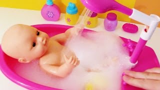 Baby bubble bath time water squirting bathtub shower potty change baby toy Baby bubble bath time water squirting bathtub shower potty change baby toy