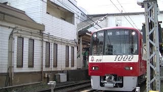 京急1000形1009F(更新後)快特高砂行き 八丁畷駅前踏切通過