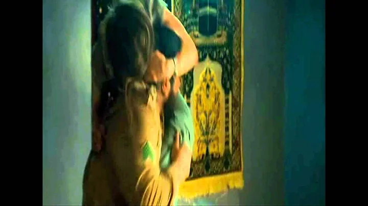 The Kingdom scene - Janet Mayes (Jennifer Garner) ...
