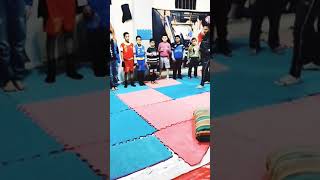 تعليم جمبازكونغ فو ساندا مهاري سالم دياب بويكاTeaching Kung Fu Sanda Mahari K Salim Boyka gymnastics