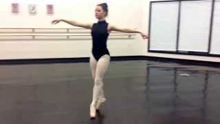 Pirouettes en Pointe Sidney Loftin
