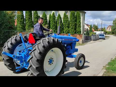 Video: Berapa tenaga kuda yang dimiliki traktor Ford 5000?