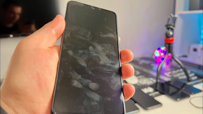 Как починить черный экран на Samsung A40