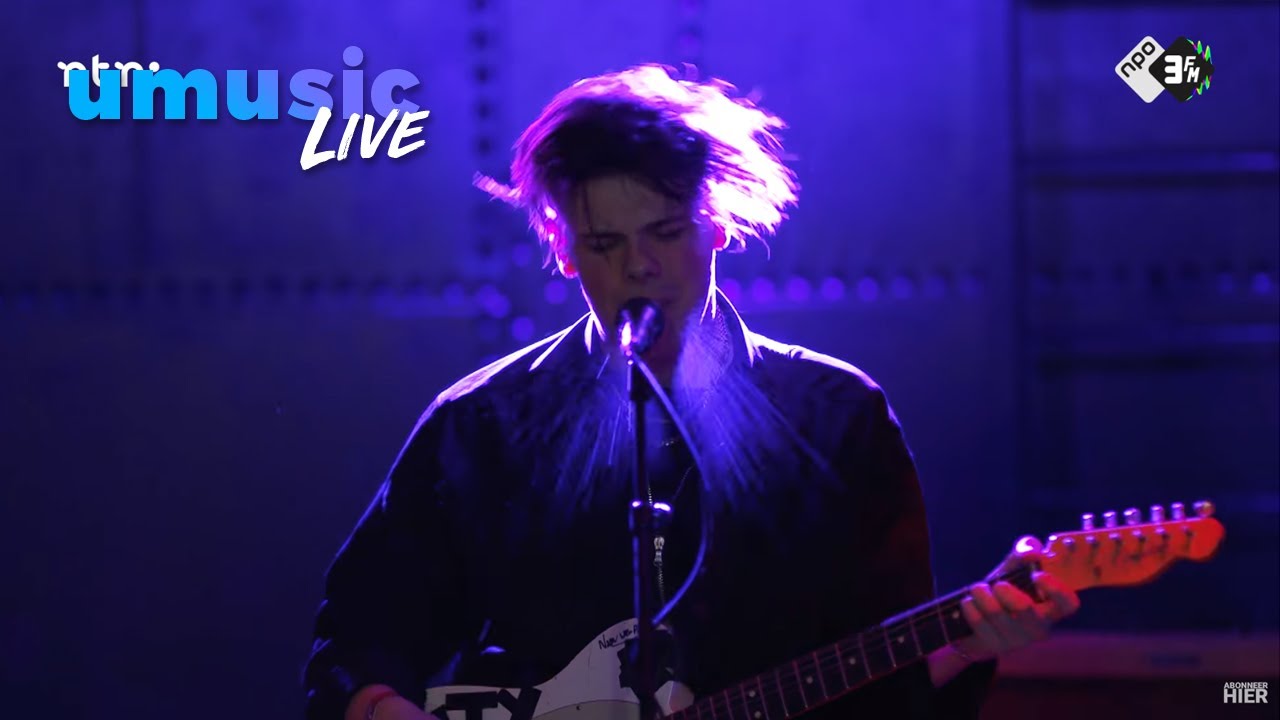 YUNGBLUD -  Havana/New Rules Mash-up | Live bij 5 Essential Tracks (2018)