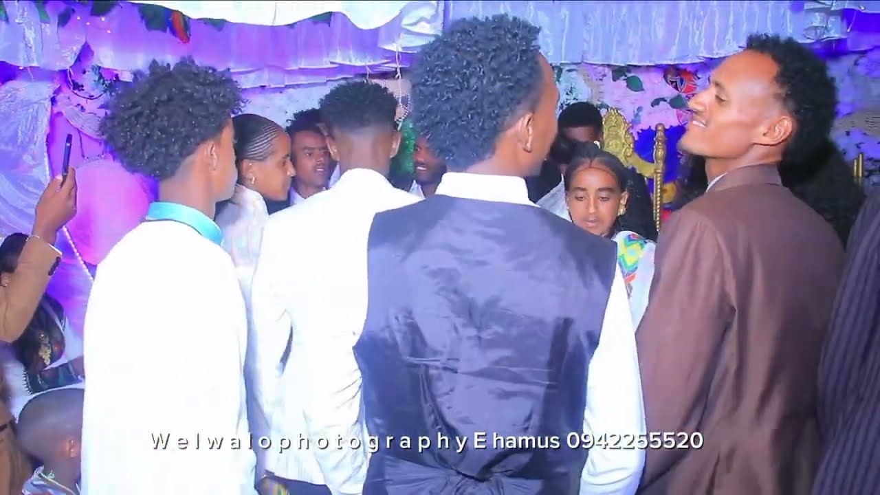 ዋውውውው ዝገርም መርዓ ብድምፃዊ ደበሶም መርዓ ሓየሎም ምስ ማህደር ደስ ዝብል መርዓ ኣብ ዕዳጋ ሓሙስ እምቦይቶ 2018 parti 3