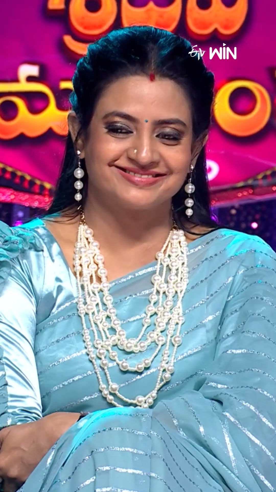 #shorts - దొరబాబు ముఖం కడిగేస్తున్న శ్రీ విద్య #sridevidramacompany #comedy #ramprasad