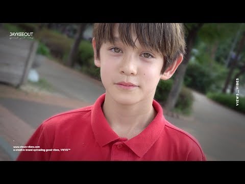 👦-a-lost-foreign-child-asking-for-help-in-korea-|-social-experiment