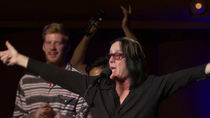 Todd Rundgren's Play Like A Champion Concert: Love Is The Answer
