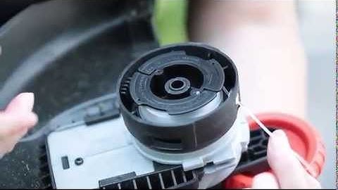 Changing a Single Line Spool on a  BLACK+DECKER String Trimmer