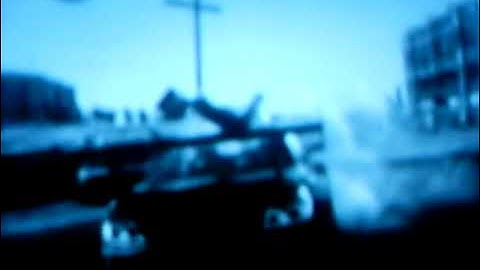 Awesome crash on NFS: Shift. INSANE!