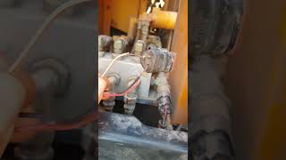 картинка: HYUNDAI -210 Robex (Хундай ) не запускается , сгорает предохранитель !