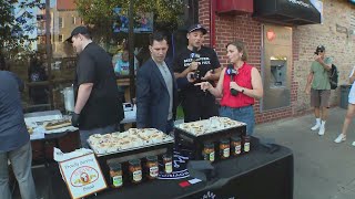 Jeff Mauro&#39;s got beef sandwiches!
